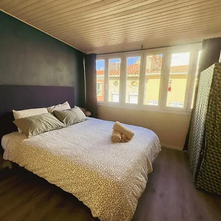 Sous Les Etoiles - Centre بيربينيو